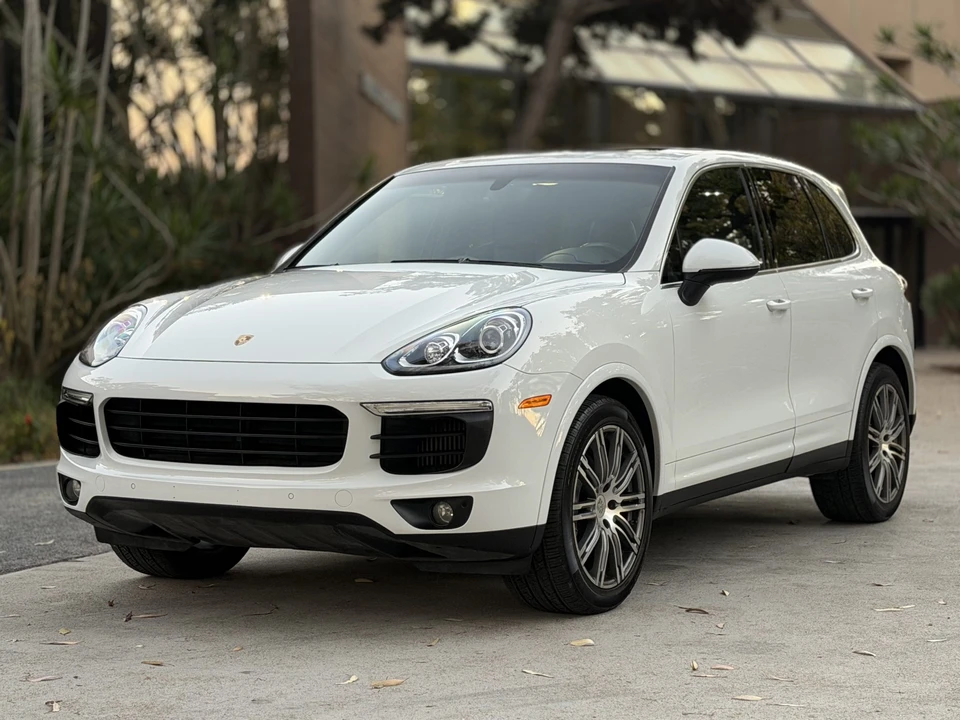 2015 Porsche 958 Cayenne Diesel - Image 14 of 31