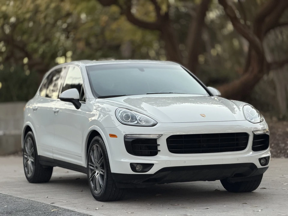 2015 Porsche 958 Cayenne Diesel - Image 18 of 31