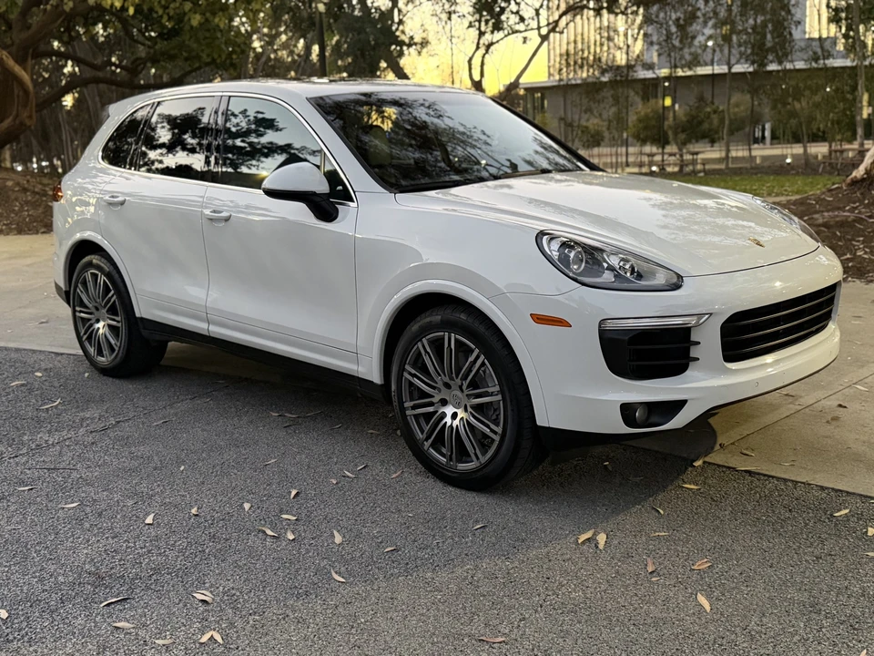 2015 Porsche 958 Cayenne Diesel - Image 16 of 31