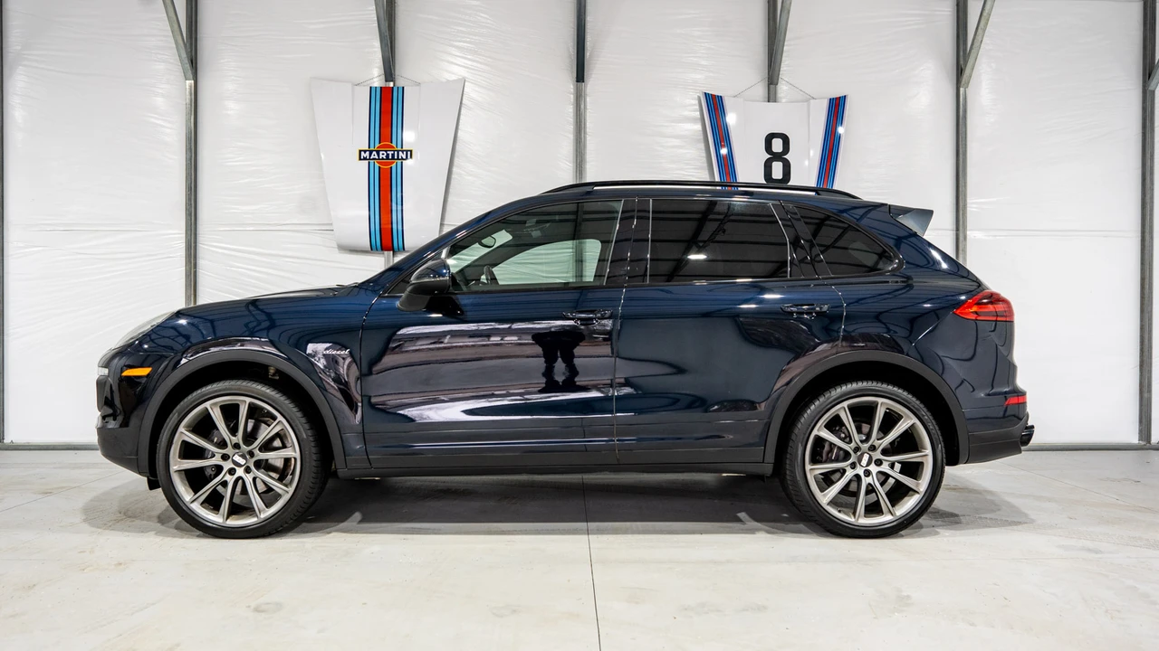 2015 Porsche 958 Cayenne Diesel - Image 9 of 31