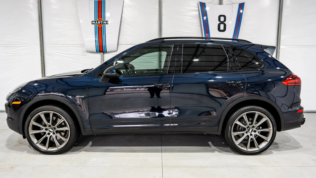 2015 Porsche 958 Cayenne Diesel - Image 10 of 31