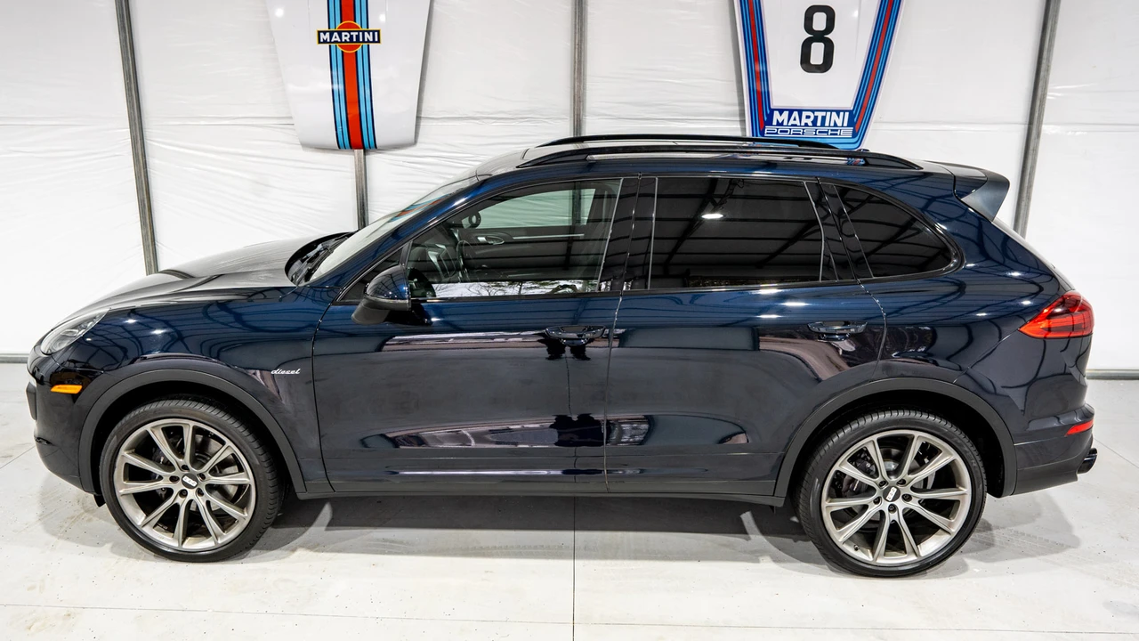2015 Porsche 958 Cayenne Diesel - Image 11 of 31