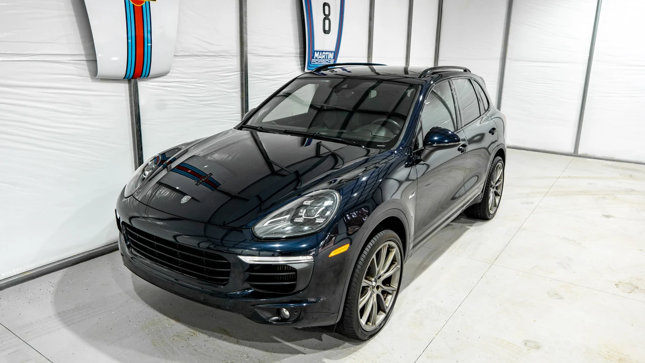 2015 Porsche 958 Cayenne Diesel - Image 4 of 31