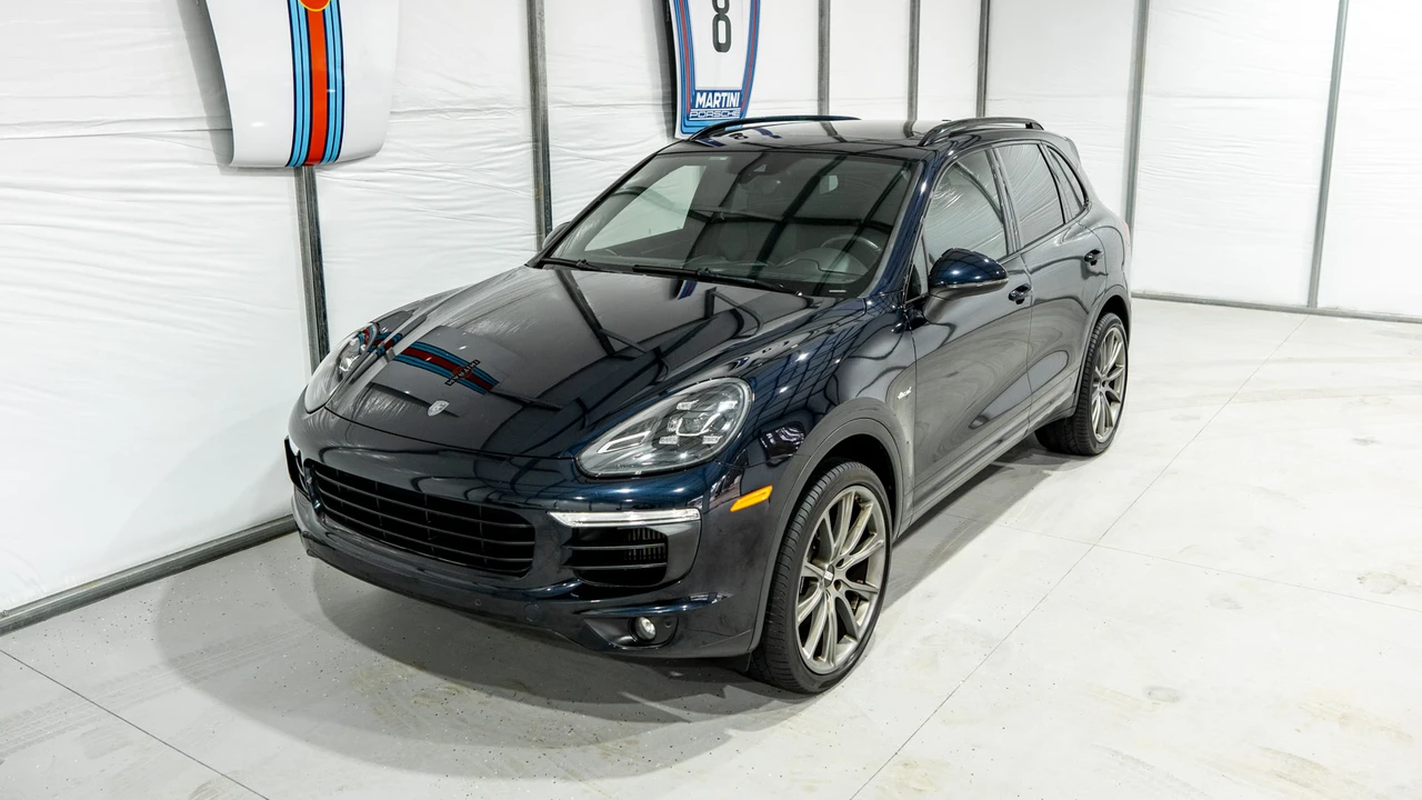 2015 Porsche 958 Cayenne Diesel - Image 3 of 31