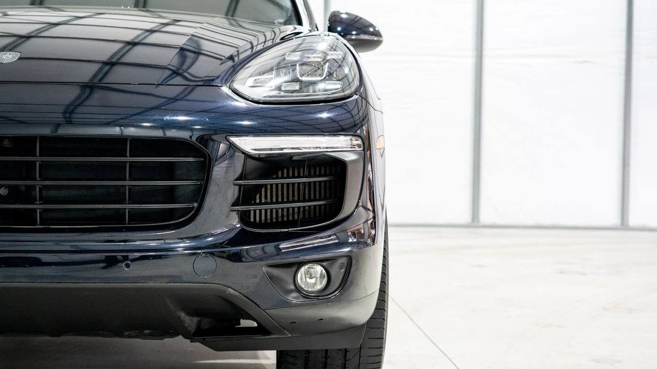 2015 Porsche 958 Cayenne Diesel - Image 28 of 31