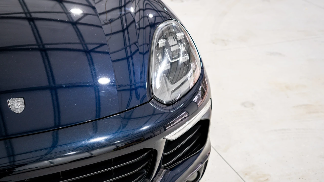 2015 Porsche 958 Cayenne Diesel - Image 30 of 31