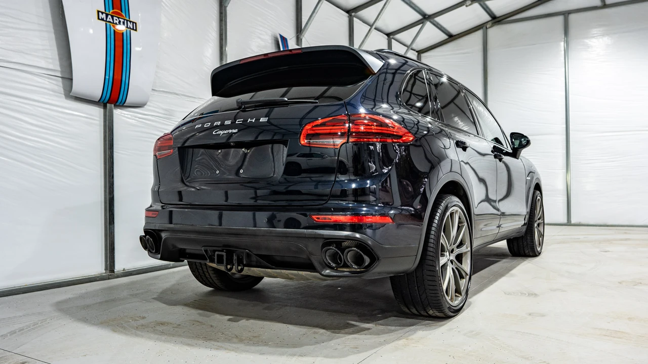 2015 Porsche 958 Cayenne Diesel - Image 14 of 31