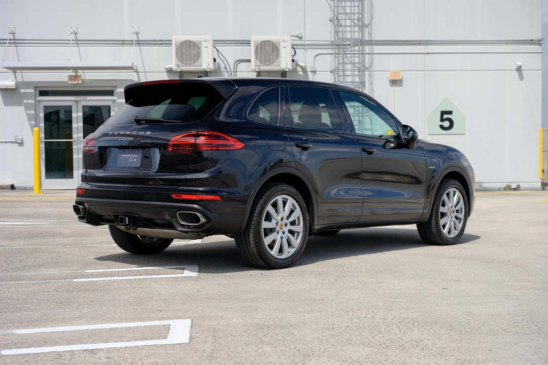 2015 Porsche 958 Cayenne Diesel - Image 12 of 31
