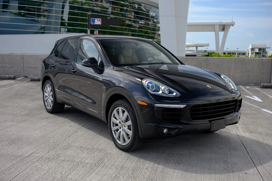 2015 Porsche 958 Cayenne Diesel - Image 16 of 31