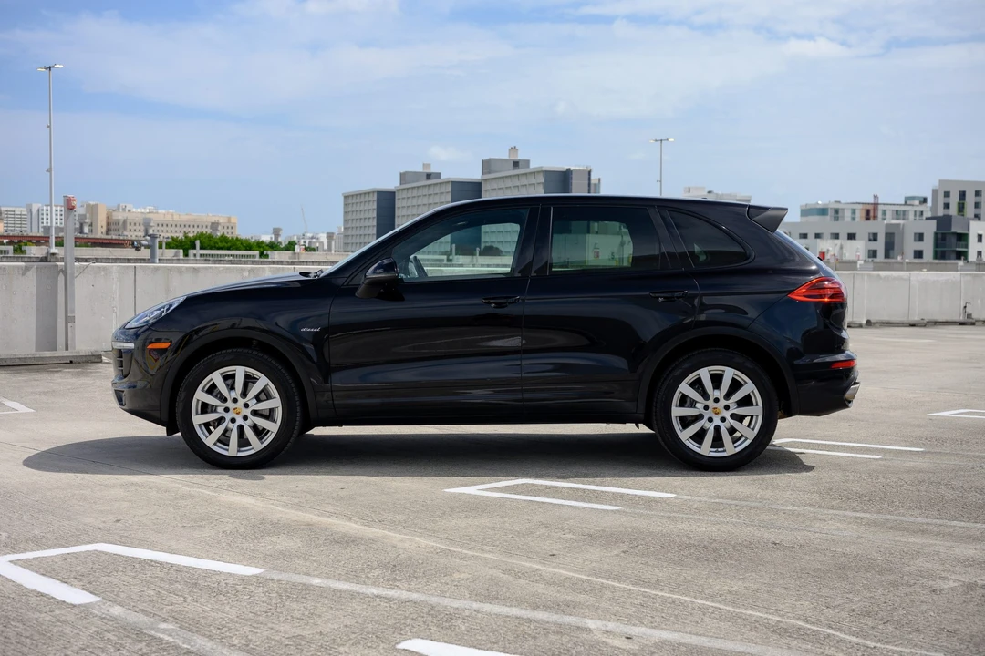 2015 Porsche 958 Cayenne Diesel - Image 6 of 31