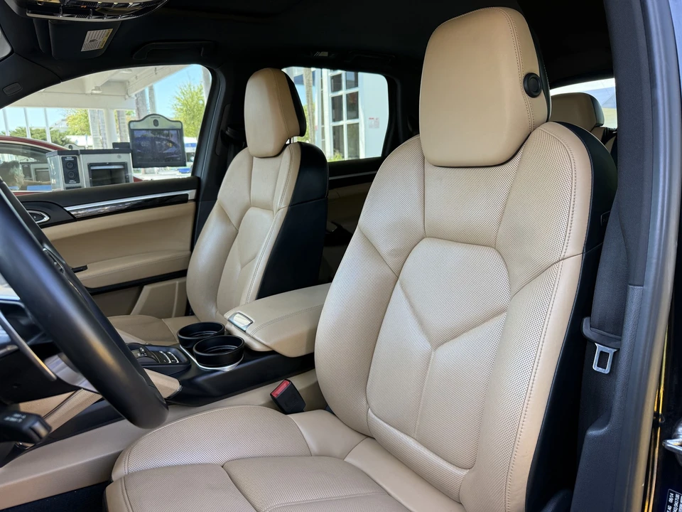 2015 Porsche 958 Cayenne Diesel - Image 13 of 21