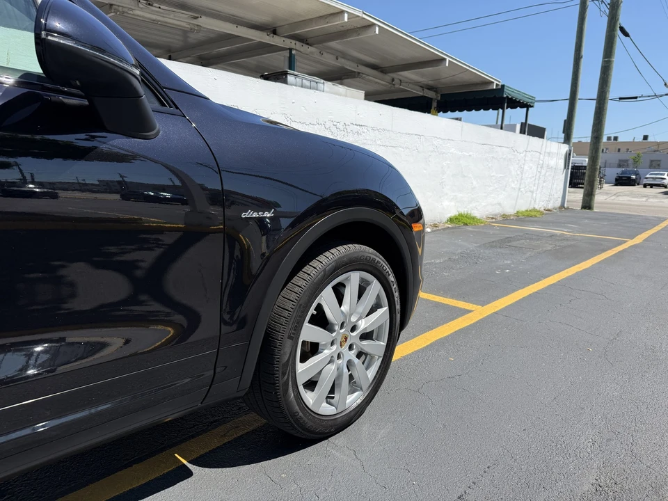 2015 Porsche 958 Cayenne Diesel - Image 10 of 21