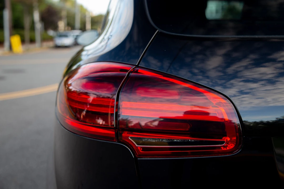 2015 Porsche 958 Cayenne Diesel - Image 30 of 31