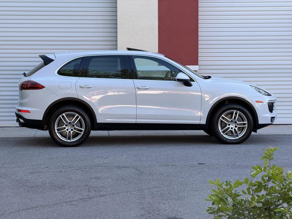 2015 Porsche 958 Cayenne Diesel - Image 17 of 31