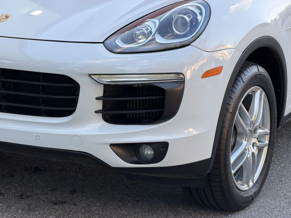2015 Porsche 958 Cayenne Diesel - Image 25 of 31