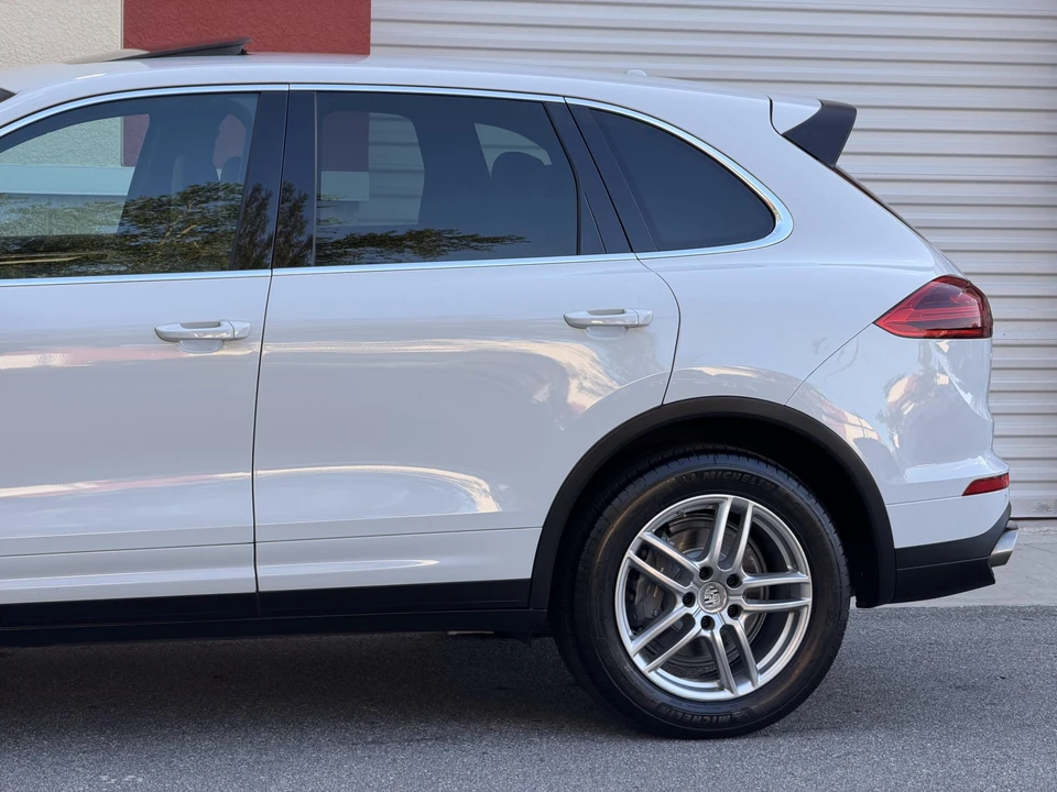 2015 Porsche 958 Cayenne Diesel - Image 28 of 31