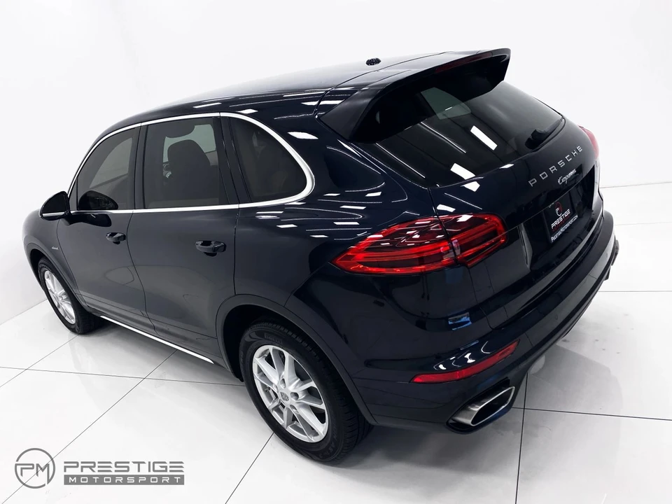2015 Porsche 958 Cayenne Diesel - Image 26 of 31