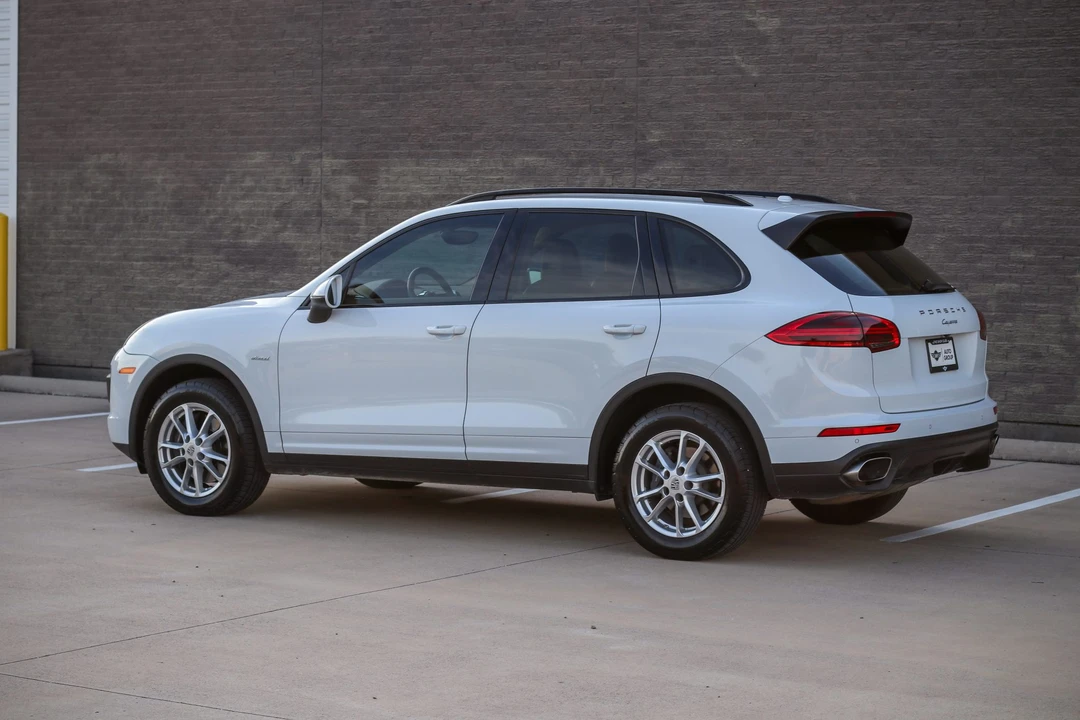 2015 Porsche 958 Cayenne Diesel - Image 10 of 31