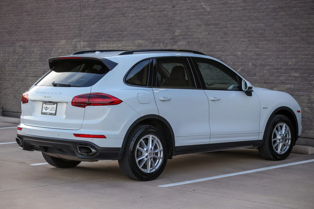 2015 Porsche 958 Cayenne Diesel - Image 17 of 31