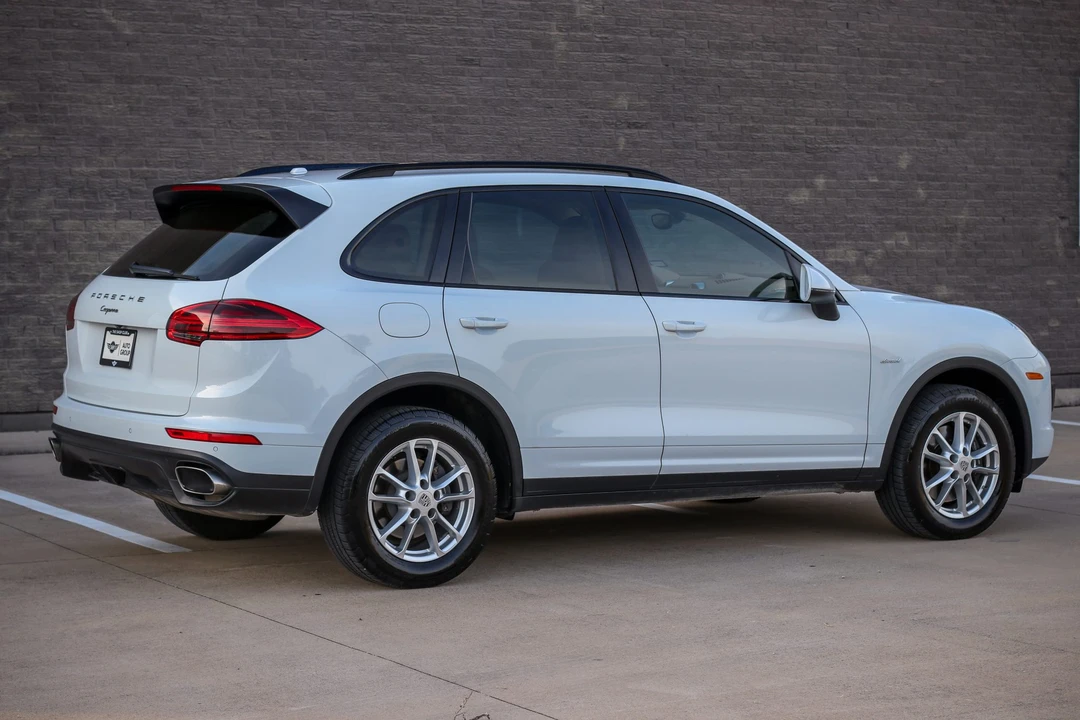 2015 Porsche 958 Cayenne Diesel - Image 18 of 31