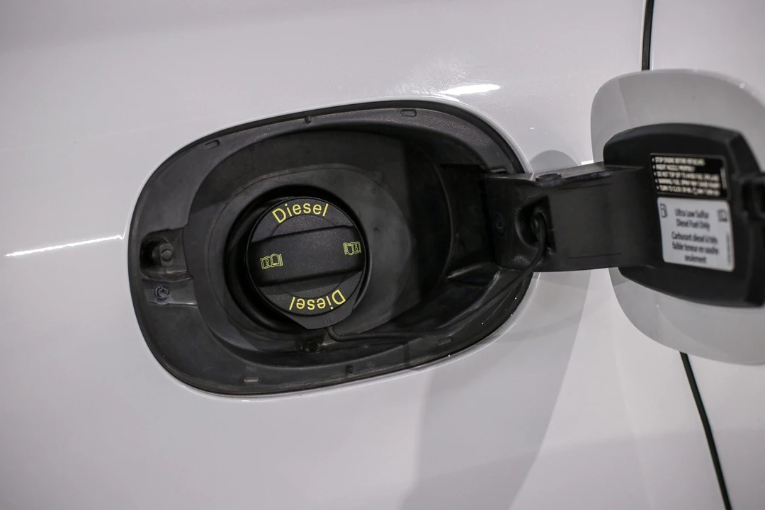 2015 Porsche 958 Cayenne Diesel - Image 26 of 31