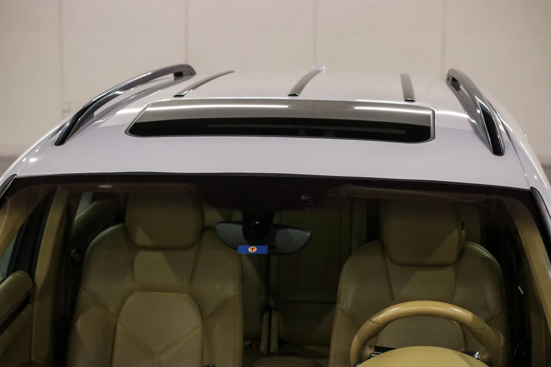 2015 Porsche 958 Cayenne Diesel - Image 29 of 31