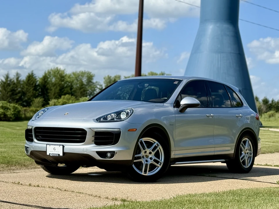 2015 Porsche 958 Cayenne Diesel - Image 2 of 31
