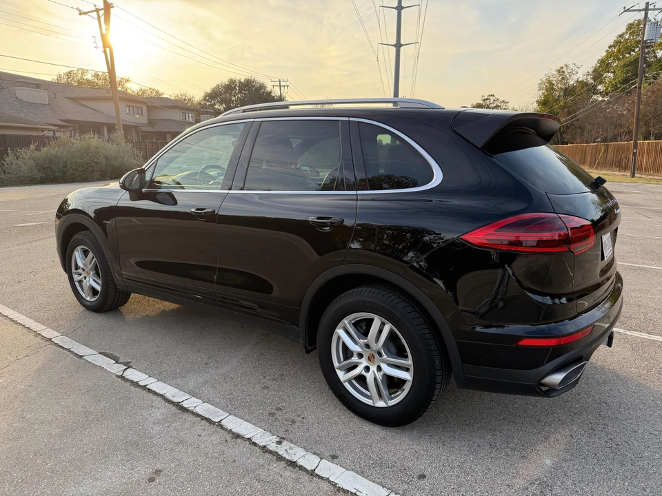 2015 Porsche 958 Cayenne Diesel - Image 12 of 31