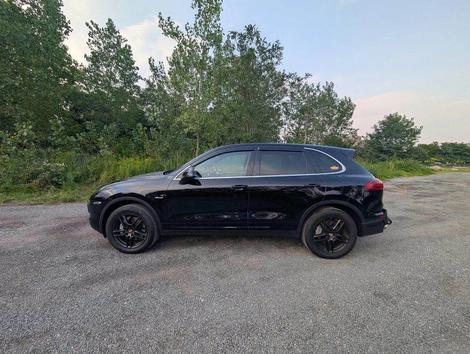 2015 Porsche 958 Cayenne Diesel - Image 24 of 31