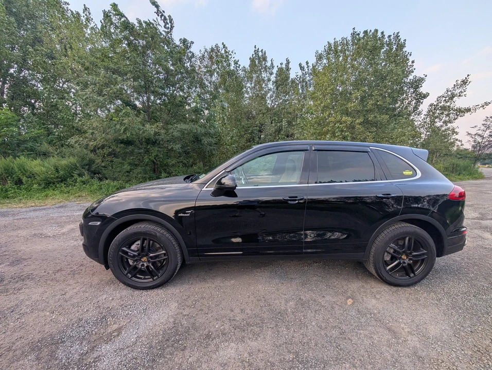 2015 Porsche 958 Cayenne Diesel - Image 25 of 31