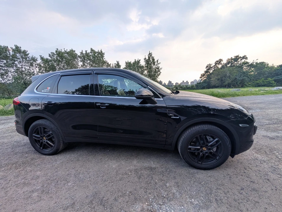 2015 Porsche 958 Cayenne Diesel - Image 16 of 31