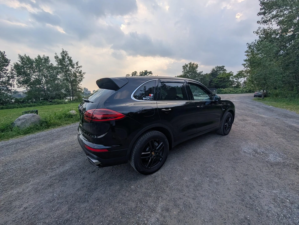 2015 Porsche 958 Cayenne Diesel - Image 18 of 31