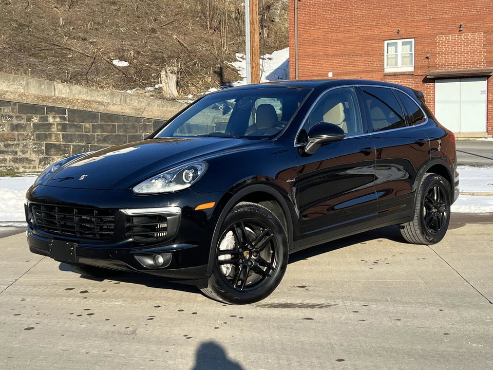 2015 Porsche 958 Cayenne Diesel - Image 2 of 31