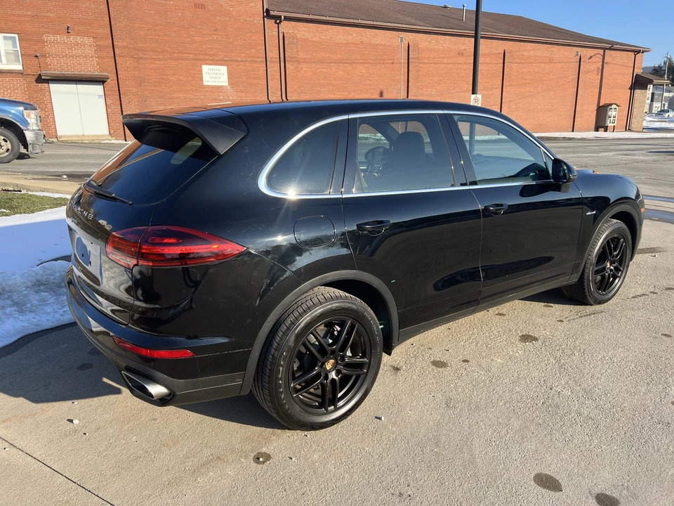 2015 Porsche 958 Cayenne Diesel - Image 28 of 31