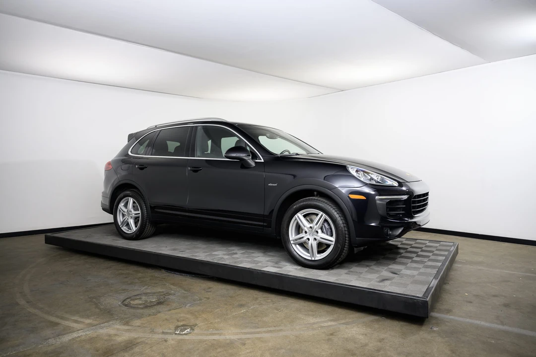 2015 Porsche 958 Cayenne Diesel - Image 13 of 31