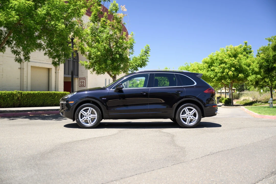 2015 Porsche 958 Cayenne Diesel - Image 25 of 31