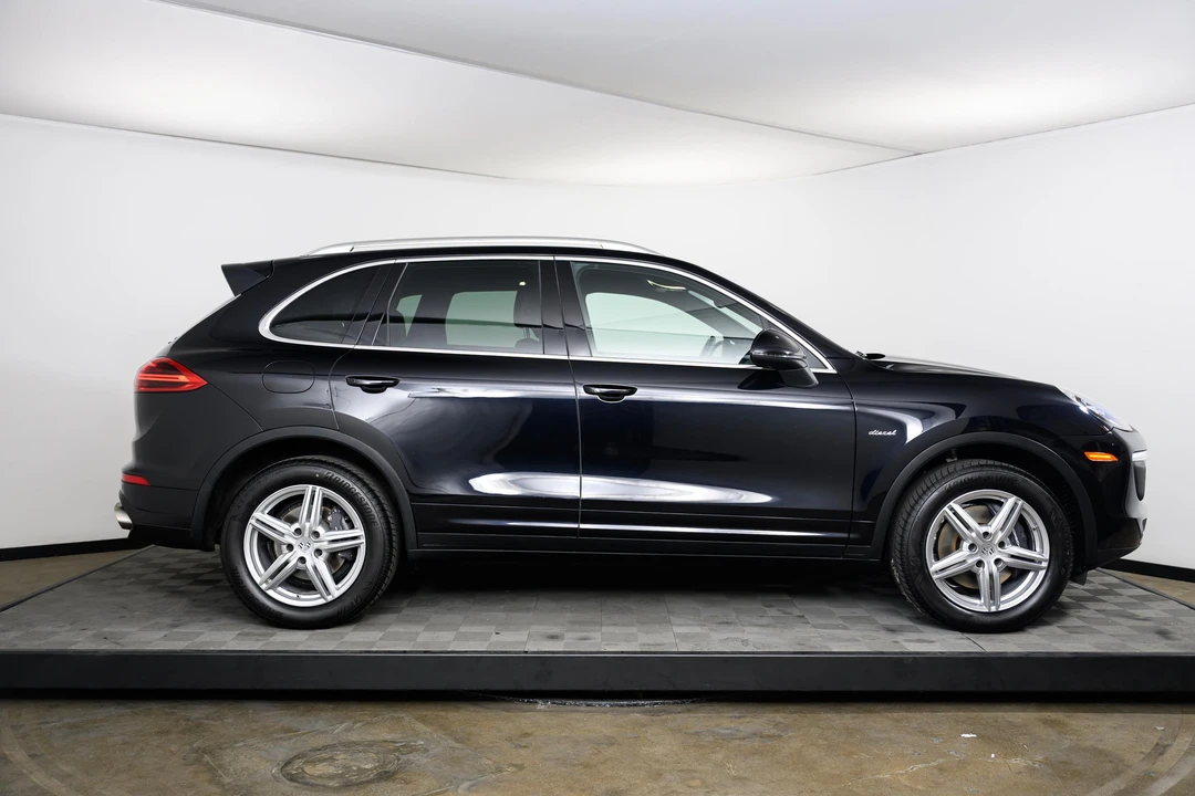 2015 Porsche 958 Cayenne Diesel - Image 28 of 31