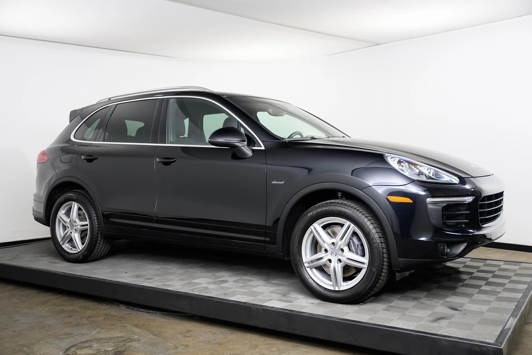 2015 Porsche 958 Cayenne Diesel - Image 29 of 31