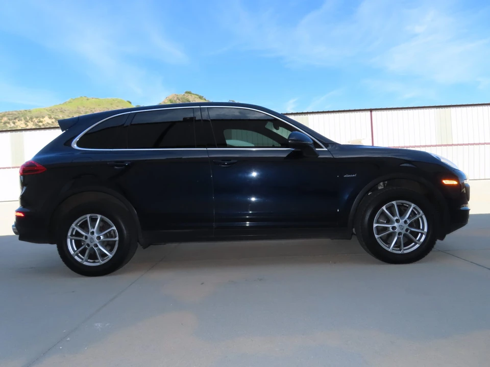 2015 Porsche 958 Cayenne Diesel - Image 17 of 31