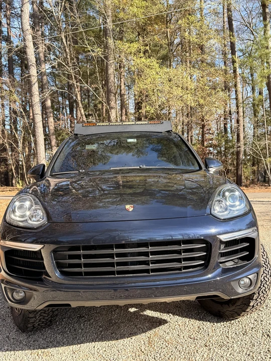 2015 Porsche 958 Cayenne Diesel - Image 2 of 31