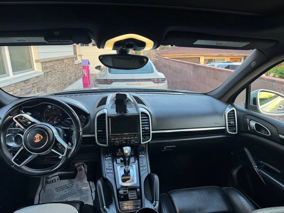 2015 Porsche 958 Cayenne Diesel - Image 5 of 8