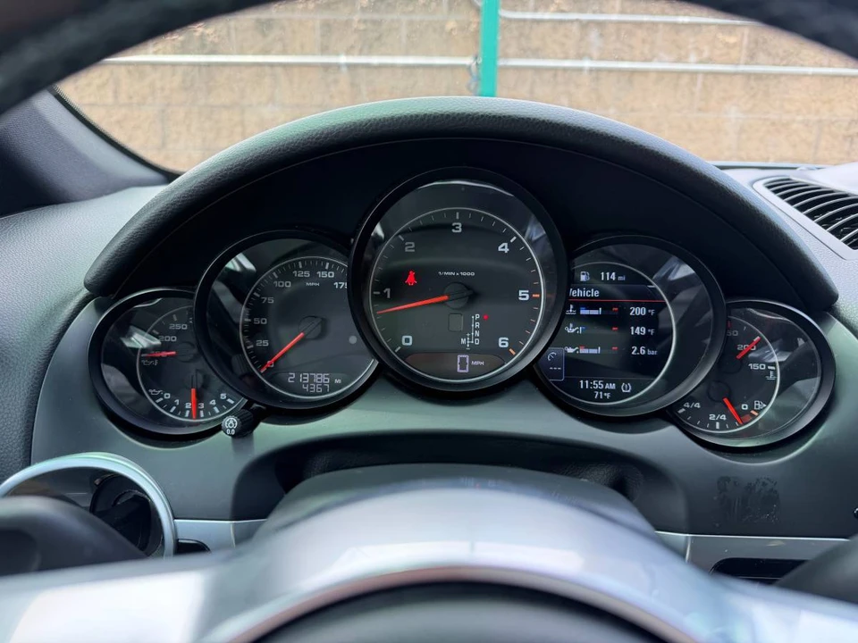 2015 Porsche 958 Cayenne Diesel - Image 6 of 8