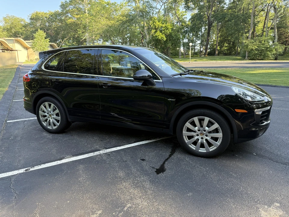 2015 Porsche 958 Cayenne Diesel - Image 28 of 31
