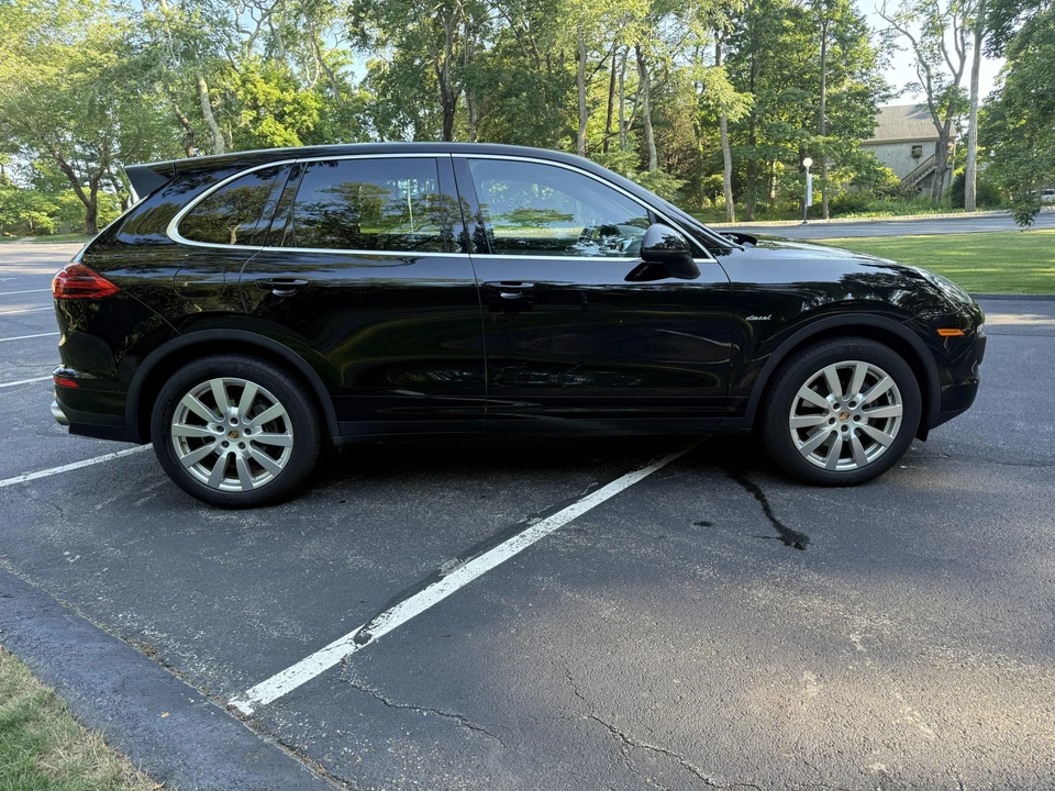 2015 Porsche 958 Cayenne Diesel - Image 26 of 31