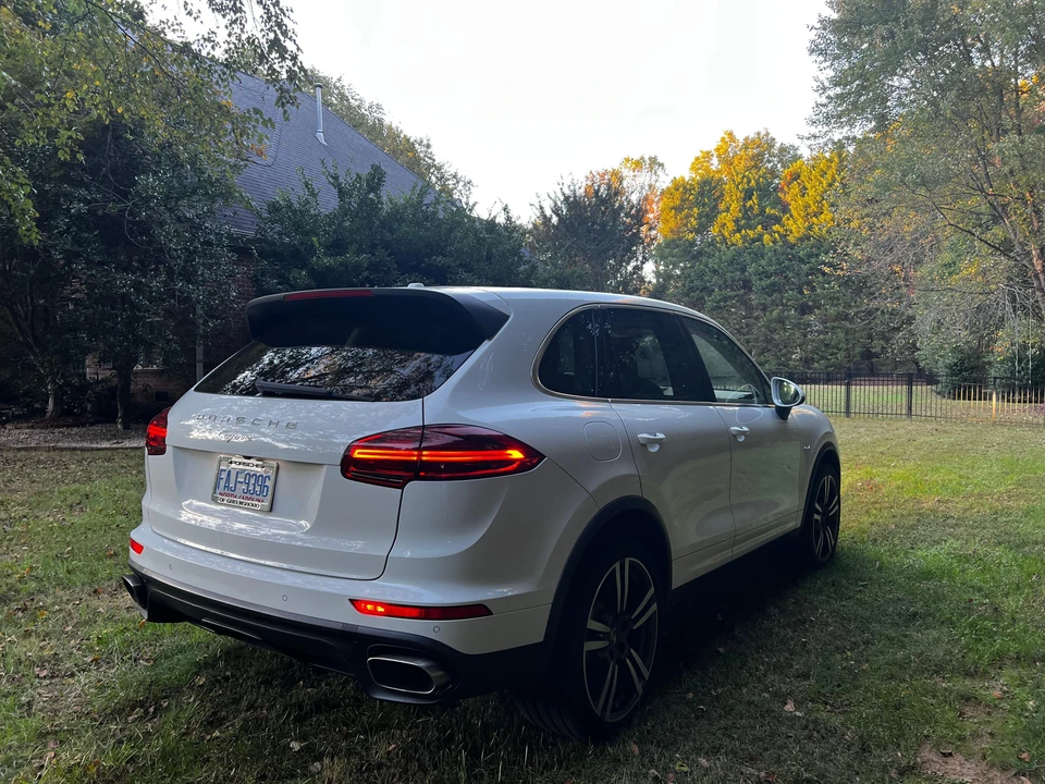 2015 Porsche 958 Cayenne Diesel - Image 13 of 31