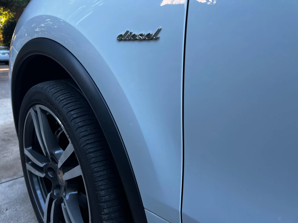 2015 Porsche 958 Cayenne Diesel - Image 19 of 31