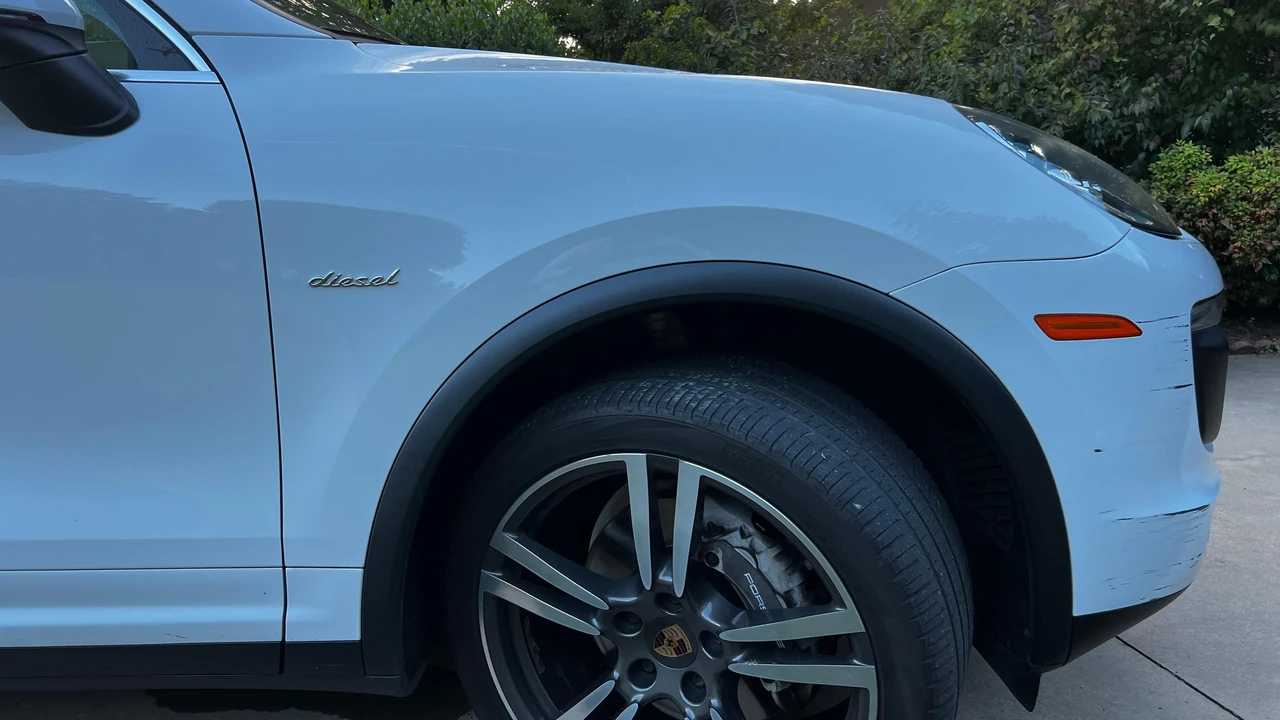 2015 Porsche 958 Cayenne Diesel - Image 28 of 31