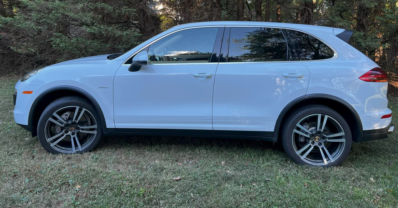 2015 Porsche 958 Cayenne Diesel - Image 10 of 31