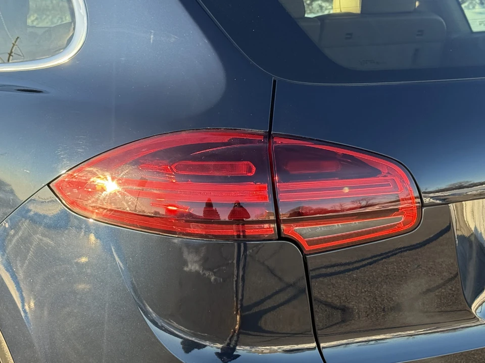 2015 Porsche 958 Cayenne Diesel - Image 21 of 31