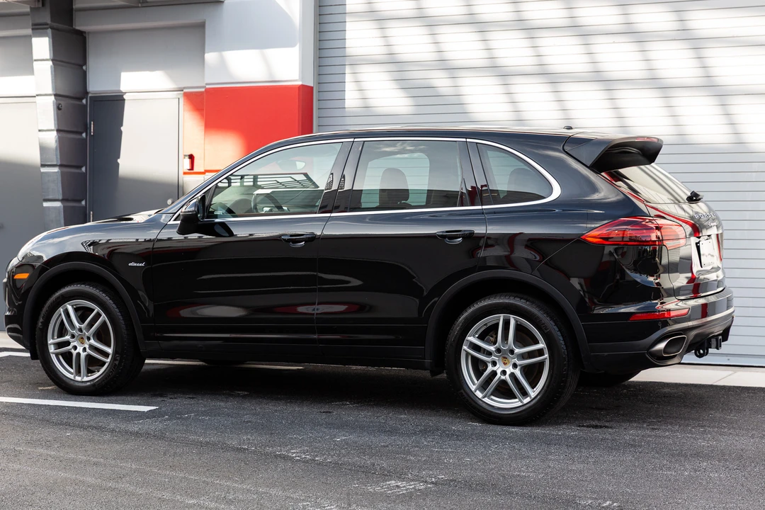 2015 Porsche 958 Cayenne Diesel - Image 11 of 31